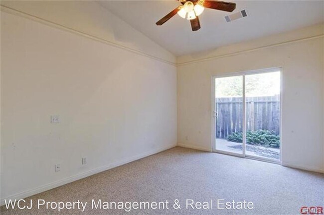 Building Photo - 3 br, 2 bath House - 921 Creston Rd. Unit D
