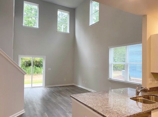 Building Photo - 1100 Clapboard Ln