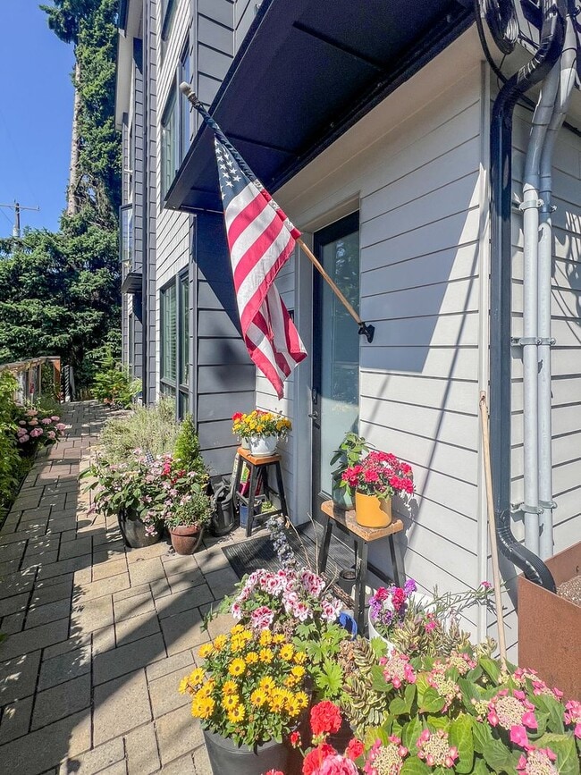 Foto del edificio - 3bd/2ba Seattle Townhome