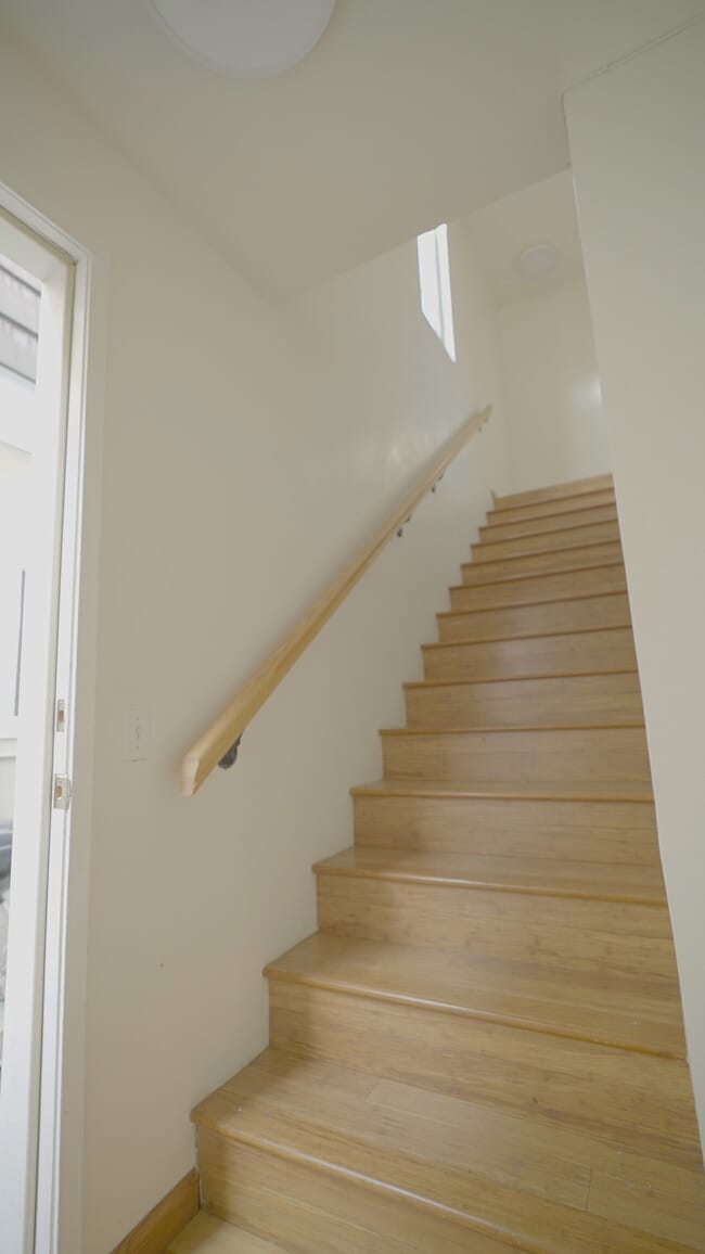 Building Photo - 8713 Pershing Dr
