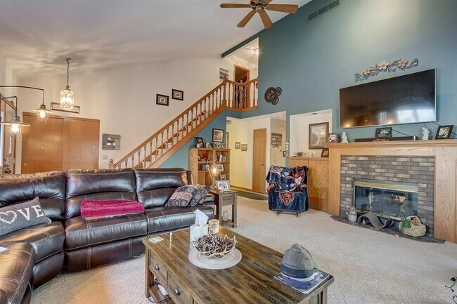 Foto del edificio - Punzel Sapphire Clarmar