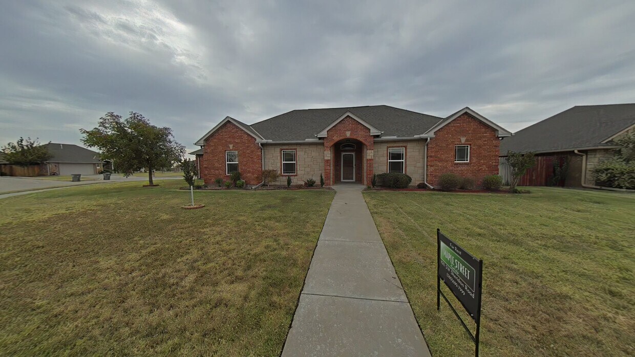 Primary Photo - 7212 Stradford Ave