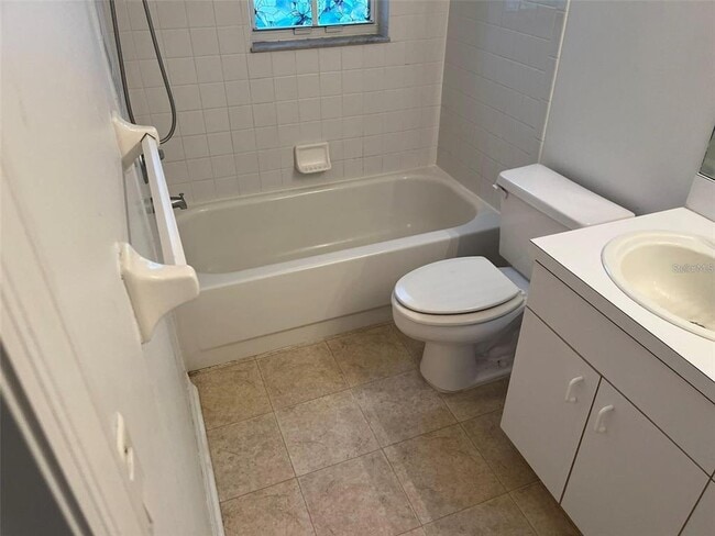 Building Photo - 5316 Cottonwood Tree Cir