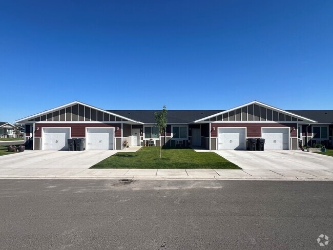 Queens Ann Patio Home Apartments