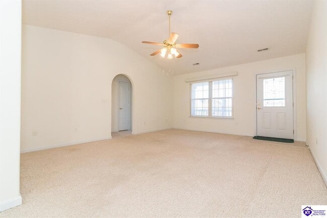 Building Photo - 318 Emmaus Cir