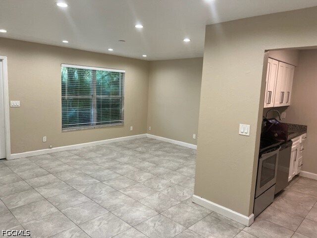 Building Photo - 4234 Pine Drop Ln