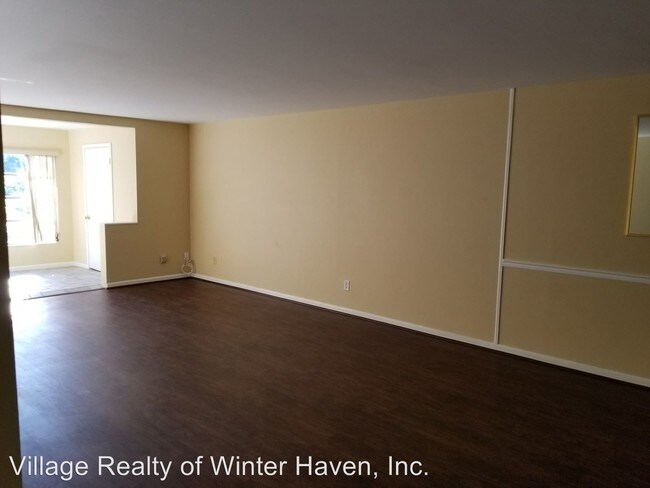 Building Photo - 200 El Camino Dr