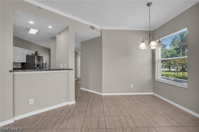 Building Photo - 6560 Huntington Lakes Cir