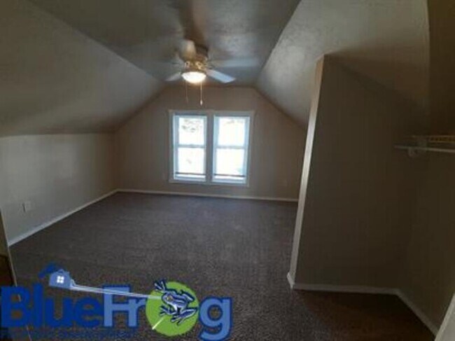 Foto del edificio - 1031 Stuart St