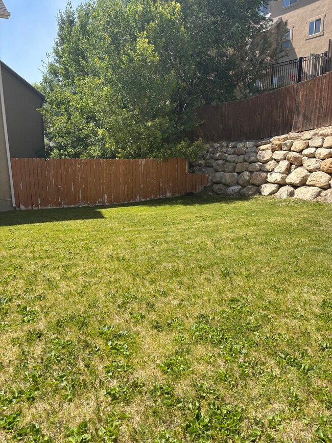 Foto del edificio - 2878 W Fox Hunters Loop