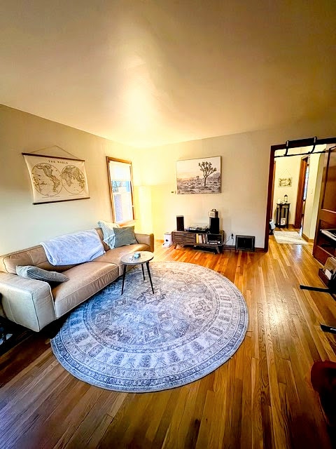 Building Photo - 211 Montgomery Ave