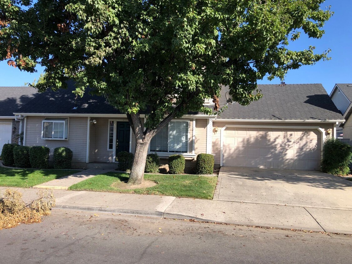 2000 Temescal Drive House Rental in Modesto, CA