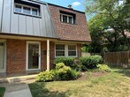 Primary Photo - 411 Hampton Ct