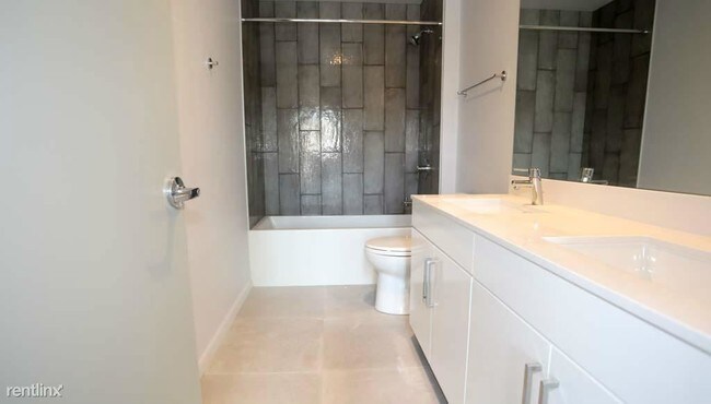 1241 N Milwaukee Ave Unit 1 Chicago Il Condo For Rent In Chicago Il Apartments Com