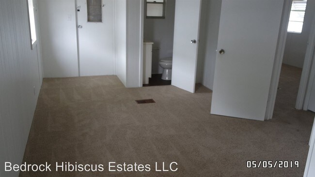 Building Photo - 1 Hibiscus Ln