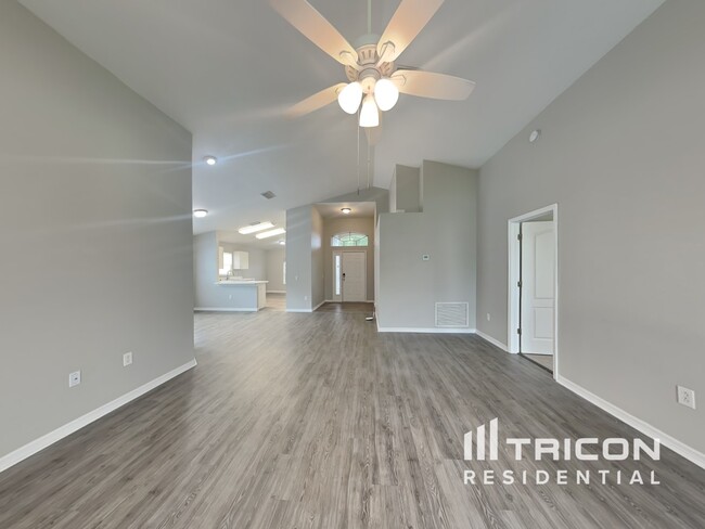 Building Photo - 24831 Wild Frontier Drive Land O Lakes FL