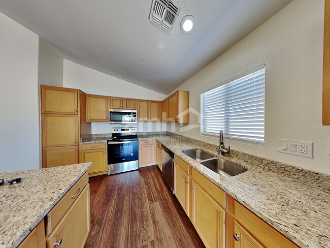 Foto del edificio - 13101 N 127th Ln