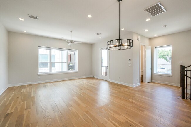 Foto del edificio - 1523 Hickory St