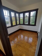 Building Photo - 265 Percy St