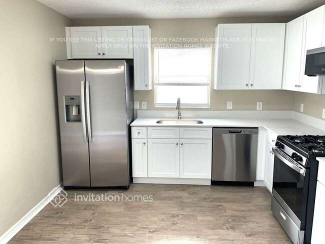 Foto del edificio - 336 Royal Ridge Dr