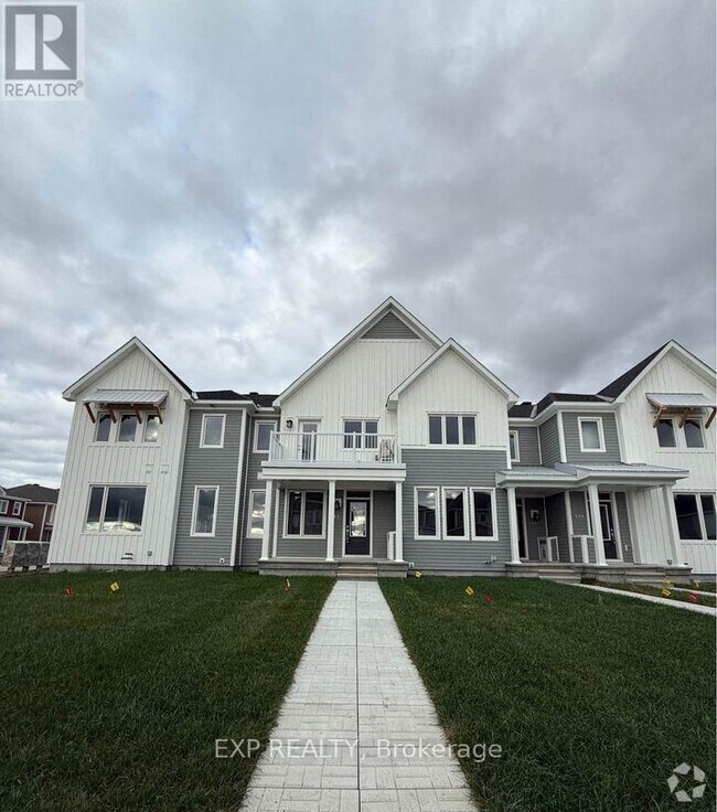 Building Photo - 542 Oldenburg Ave