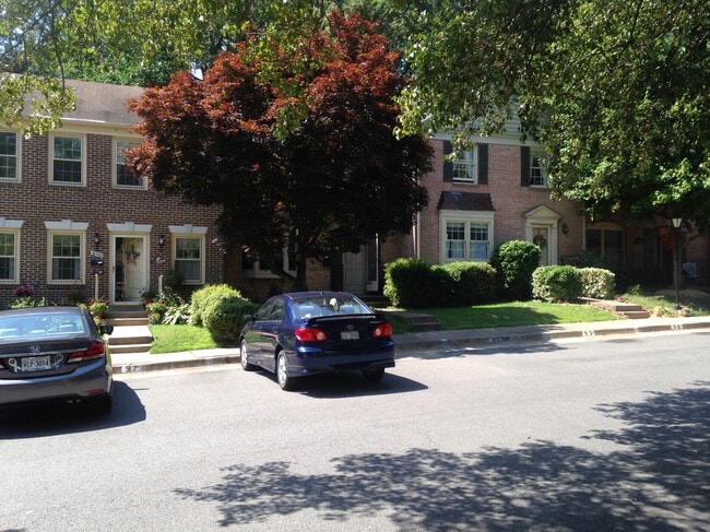 Vista de la calle - 10345 Hampshire Green Ave