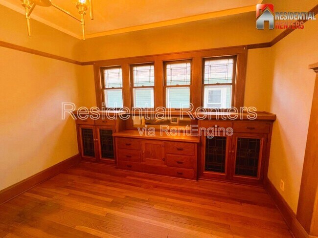 Foto del edificio - 2372 N 61st St