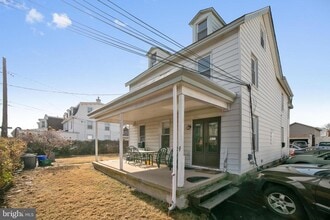 Building Photo - 435 Leedom St