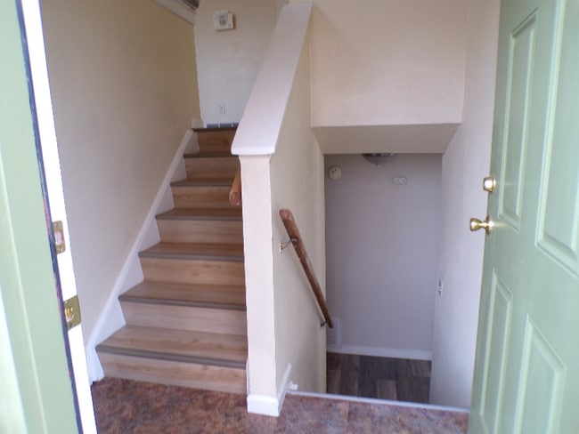 Building Photo - 1308 Hartford St