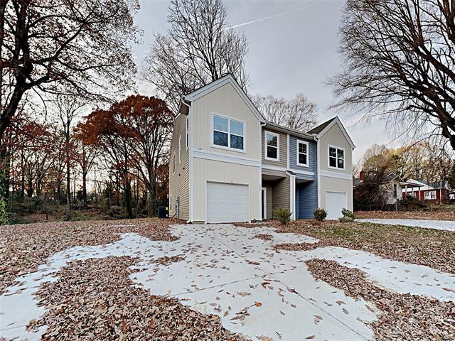Primary Photo - 269 E Catawba Ave