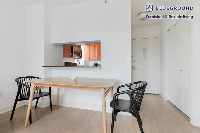 Foto del edificio - 222 E 34th St