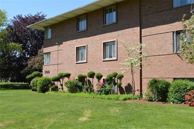Foto del edificio - 1100 East Ave