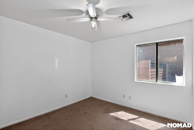 Foto del edificio - 5719 S 31st Dr