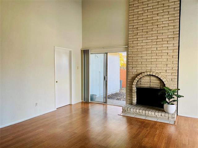 Foto del edificio - 2125 Wheaton Dr