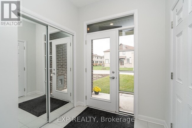 Building Photo - 216 Shallow Pond Pl