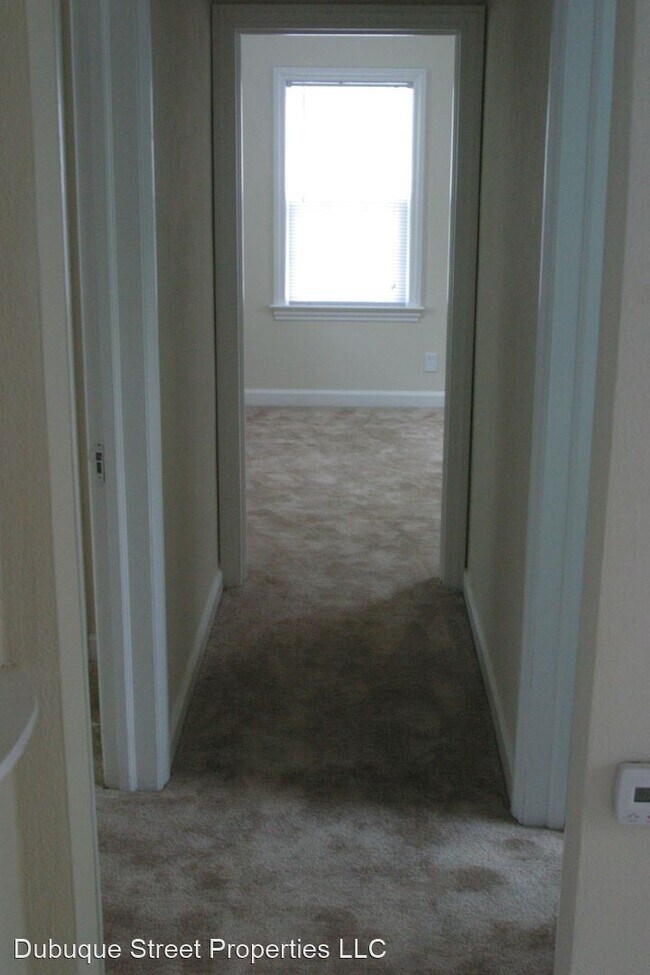 Foto del edificio - 2 br, 1 bath House - 1228 Loomis Ave