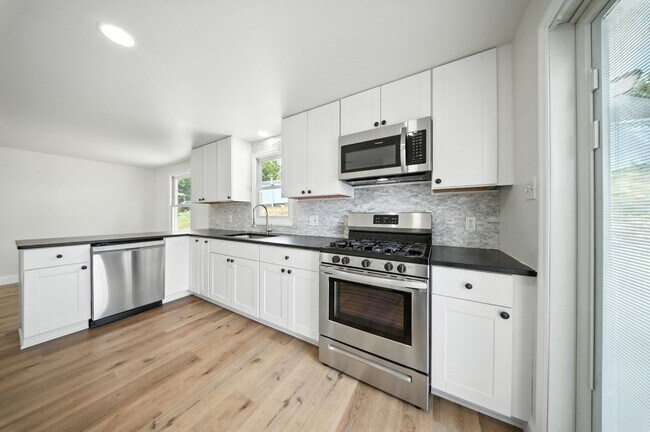 Foto del edificio - 155 Montgomery St