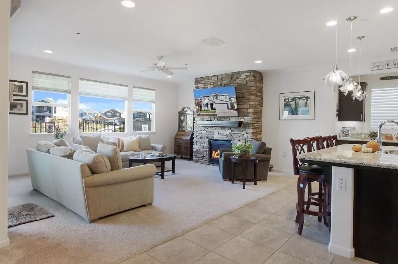 Foto del edificio - 18088 Clementine Ct