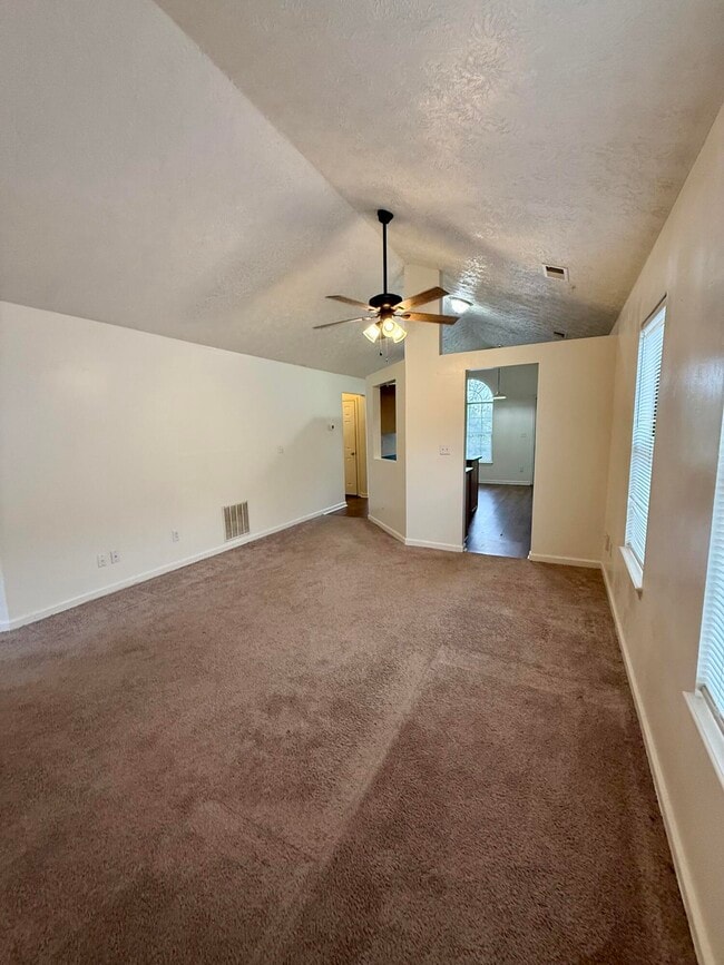 Building Photo - 781 Nickwood Trail