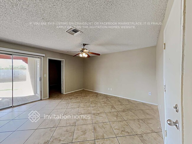 Building Photo - 618 N 69th Ave