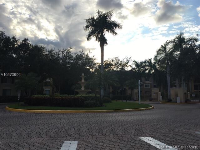Foto del edificio - 4115 San Marino Blvd