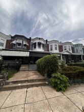 Building Photo - 1551 N Allison St