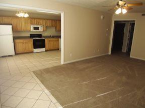 Foto principal - 1900 Safe Harbor Cir