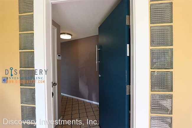 Foto del edificio - 3 br, 3 bath House - 6315 Barrett Ave.