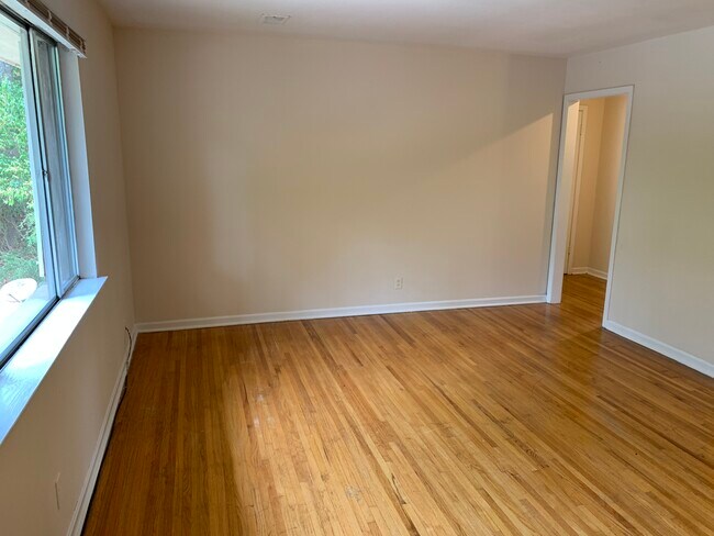 Foto del edificio - 3339 Old Montgomery Hwy