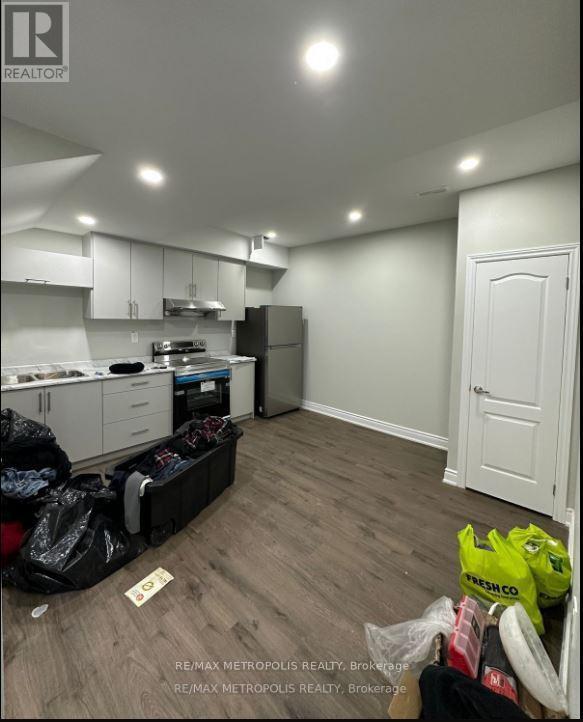 Building Photo - 31 Elverton Cres