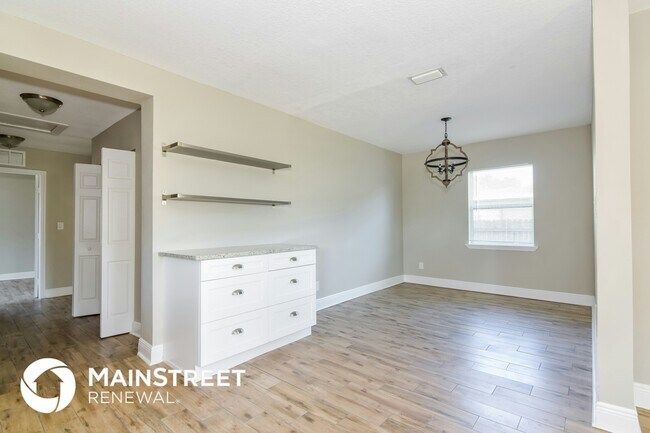 Foto del edificio - 2509 W Grace St