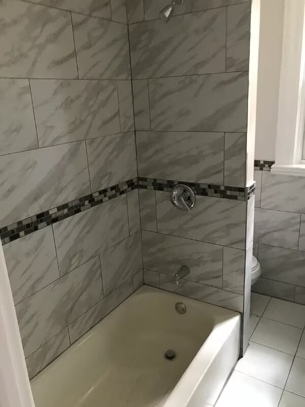 Foto del edificio - 182 Seymour Ave