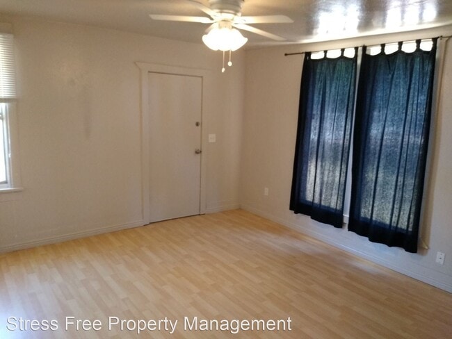 Building Photo - 3 br, 2 bath House - 106 S 400 E