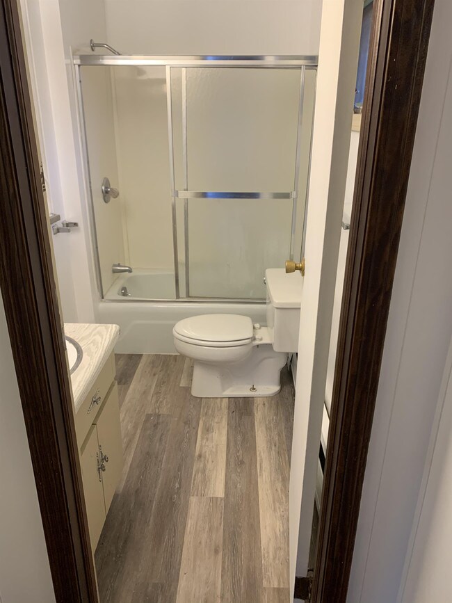 Building Photo - 36 Lewis St